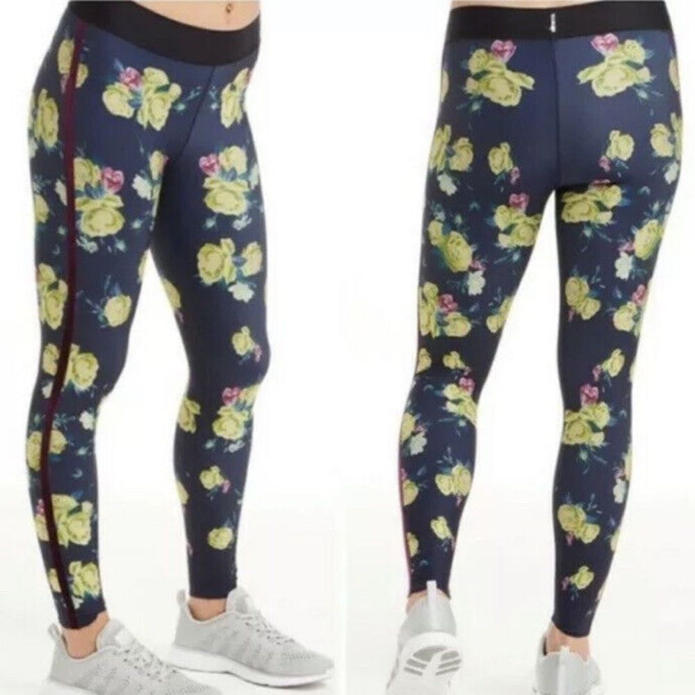 NWOT Ultracor x SoulCycle Navy Floral Velvet Racing Stripe Leggings Sz M